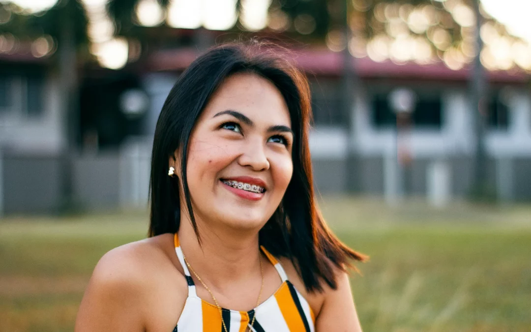 Crooked teeth, clenched jaw, embarrassed smile? How orthodontics can change everything