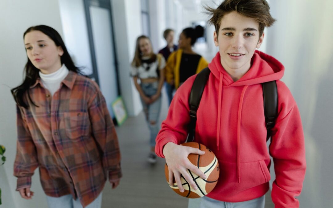 Appareil dentaire et adolescence : entre gêne passagère… et confiance retrouvée