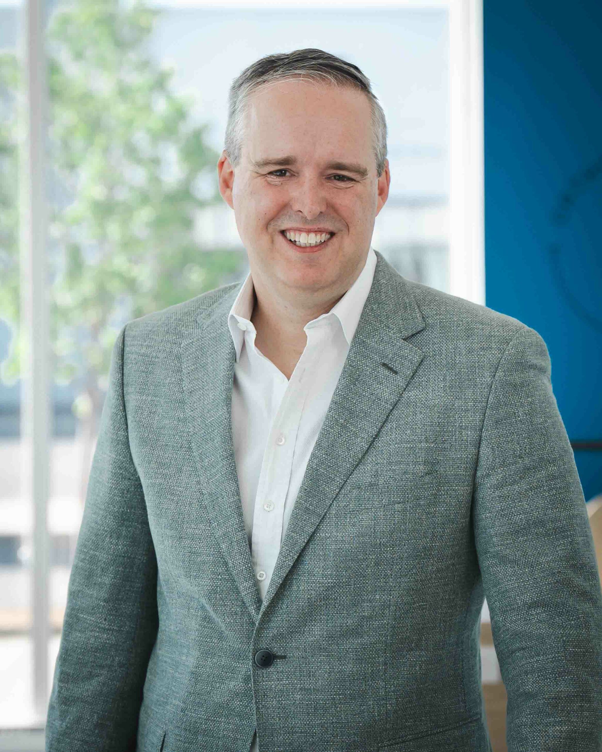 Portrait Dr. Paul Morton - Archambault & Morton Orthodontiste, clinique orthodontie à Vaudreuil Dorion. Spécialiste en traitement orthodontique, orthodontie pour toute la famille.